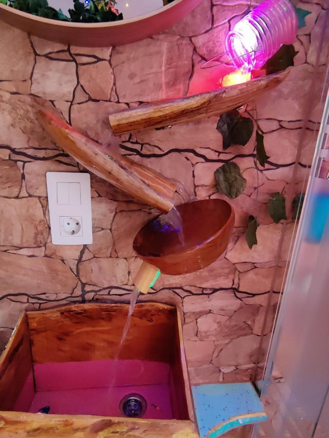 Wonder Room Paraiso Magico Habitacion เนร์คา ภายนอก รูปภาพ