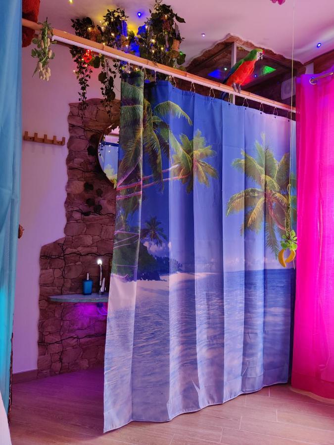 Wonder Room Paraiso Magico Habitacion เนร์คา ภายนอก รูปภาพ